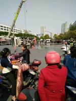 杭州姑娘被工程车碾压身亡 刚买的面条还是热的 - 浙江新闻网