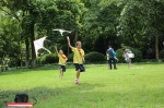 图为：小朋友们参加“呵护我心中的西湖”活动。岳庙供图 - 浙江新闻网