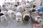 木质羊毛装饰品。　郑沁宜 摄 - 浙江新闻网