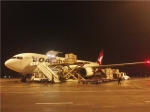 图为首架澳洲全货机抵达宁波空港。张静 - 浙江新闻网