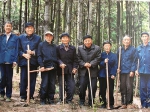 云南“陆良八老”30多年造林13万亩，将申报省级森林公园 - 林业厅