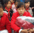 清港镇妇联：微爱行动，一件冬衣的温暖 - 妇联