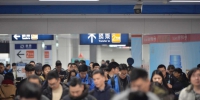 杭州地铁2号线客流增多 - 互联星空