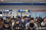 杭州地铁2号线客流增多 - 互联星空