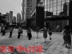 小区居民想清静 大伯大妈们要锻炼、娱乐 广场舞纠纷怎么解 - 杭州网