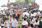 西湖景区游客爆棚 昨日接待游客超80万人次 - 杭州网