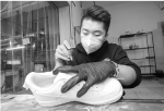 大学生做起私人定制生意 让你的球鞋不再“撞脸” - 杭州网