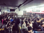 “杭州地铁1号线故障”刷屏了！乘客被请下车 停靠站全是人！发生了什么 - 杭州网