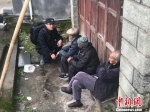 民警辗转多地调查取证　泰顺警方供图　摄 - 浙江新闻网