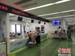 图为杭州某医院内景。　张煜欢　摄 - 浙江新闻网