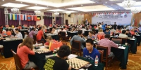 图为：多个国家的棋手在丽水云和对弈。王刚摄 - 浙江新闻网