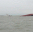 图为：事发现场，航经台州海域的内河船与渔船碰撞后沉没。　何舰船　摄 - 浙江新闻网