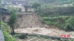 浙江遂昌受降雨影响发生洪涝 当地公安紧急救援 - 浙江新闻网